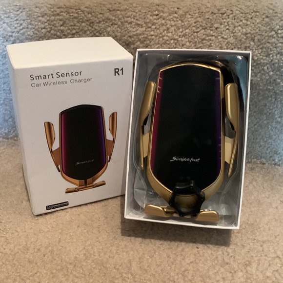 BRAND NEW in box SMART SENSOR Car Wireless Charger. Includes accessories. - Picture 5 of 7